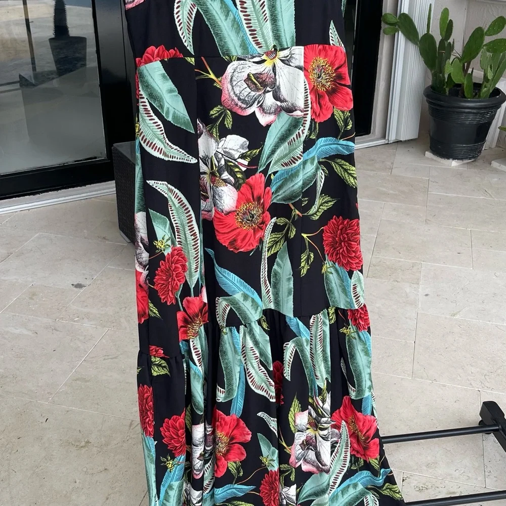 Floral dress - Picture 3 of 3